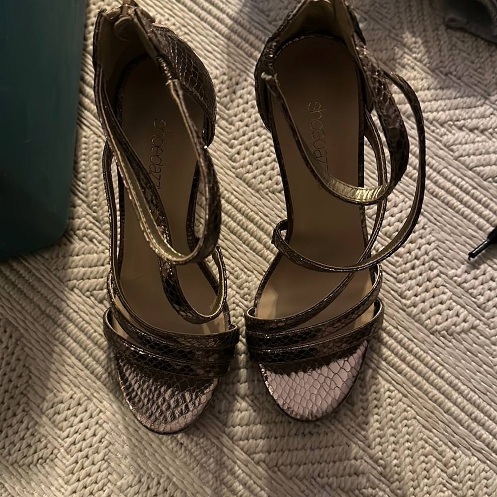 Pewter Design Heels